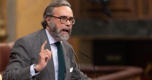 Expulsan a un diputado de Vox del Congreso tras encararse con una letrada y ser llamado al orden en tres ocasiones