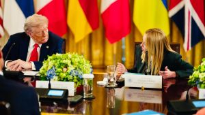 C’eravamo tanto amati. La giravolta di Donald: da “leader fantastica” a “senza coraggio”