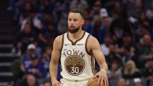 Warriors media seems concerned players will party too much in LA