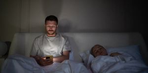 ¿Por qué no puedo parar? Patrones de diseño adictivos y tecnología que ‘engancha’