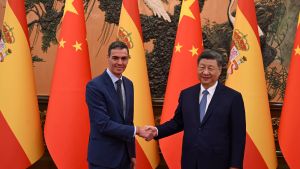 España junto a China en el “lado correcto“ de la Historia