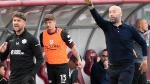 Il lavoro sul campo: verso la trasferta in Abruzzo. Cianci ai box, a rischio col Pineto. I ballottaggi più serrati per Bucchi