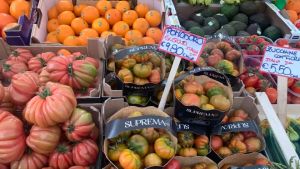 Frutta e verdura alle stelle: in piazza a Padova un chilo di pomodorini costa dieci euro
