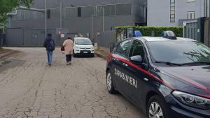 Incidente sul lavoro a Ospedaletto Lodigiano, operaio resta intrappolato in un macchinario: braccio amputato