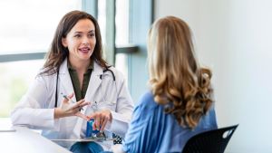 Salute femminile: dal 22 al 29 aprile visite gratuite in 250 ospedali con bollino rosa