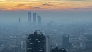 Qualità dell'aria: valori stabili nel 2025, prosegue il calo degli inquinanti