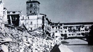 Firenze, viaggio nella memoria tra guerra e rinascita: passeggiata “Incantesimo di fuoco” nel cuore della città