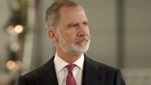 El Gobierno prepara un viaje con empresarios y el Rey a Canadá en plena tensión comercial con Trump