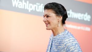 Без экономической логики