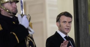 Perquisito l'Eliseo. Ma il 