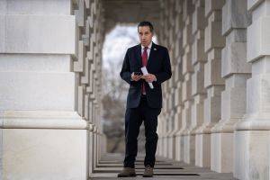 Raskin Proposes New Health Panel for POTUS Fitness Under 25th Amendment