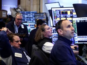 L’Occident sous la tutelle des marchés financiers