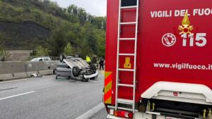 Incidente in superstrada, muore un 89enne