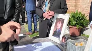 A Mestre l'ultimo abbraccio a Pietro, morto in moto a 24 anni: 