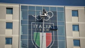 Lo sport nazionale italiano, specialità: dividersi su tutto. Ma sulle Olimpiadi serve unità