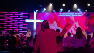 Den gode hyrdes stemme, eller forførerens?