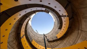 Metronapoli, sopralluogo di Manfredi a Capodichino: «Stazione quasi pronta»