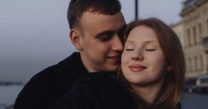 Why Romantic Chemistry Can Be a Red Flag