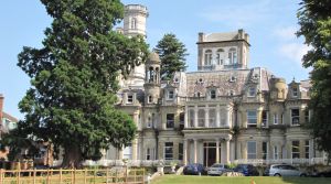 Top British private Jewish school closing amid funding challenges