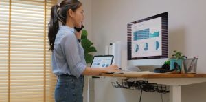 ¿Es mejor trabajar sentado o de pie?