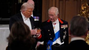 Koning Charles moet tijdens bezoek aan Trump de Brits-Amerikaanse relatie verbeteren