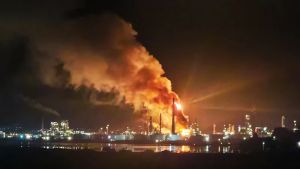 Refinery fire a wake-up call to politicians asleep at the wheel