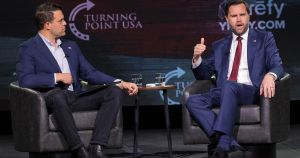 VIDEO JD Vance držao lekciju papi, a iz publike stigao povik: 'Isus ne podržava genocid!' Evo kako je reagirao