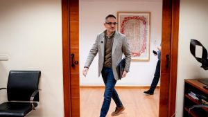 La Fiscalía pide abrir una investigación contra el alcalde de Móstoles por acoso sexual