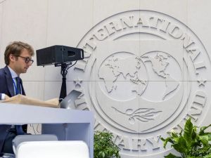 Opinion: With uncertainty rampant, exercise policy caution, IMF urges