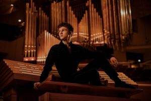 De jonge Duitse organist Jan Liebermann staat te boek als wonderkind. Zijn debuut klinkt volwassen
