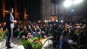 Heitere Zukunftsmusik trifft Konstanzer Realität: Unternehmer wollen Kopf nicht in den Sand stecken