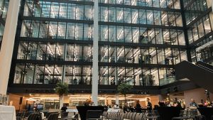 Eigenes Kino und elf Dachterrassen: So sieht die neue Deutschland-Zentrale von Amazon in München aus