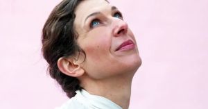 Ela pegou malária – e deu voz ao mosquito para contar sua história