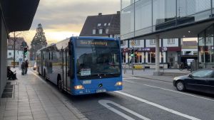 So viele Busse sind beim Schienenersatzverkehr während der Südbahn-Sperrung im Einsatz