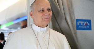 Letter: Pope Leo is right to take a stand