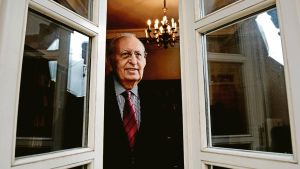 Sözünü asla esirgememek ona dededen mirastı