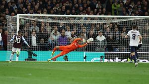 Per il Bologna è un risveglio amaro, travolto dall'Aston Villa saluta l'Europa League