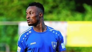 Bestürzung beim SC Markdorf: Torjäger Adefeyiju nach Training von Polizei abgeführt und abgeschoben