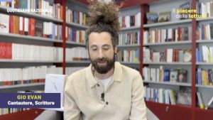 Gio Evan e il libro che rovescia tutto: la gioia come allenamento interiore