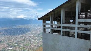 Faito, un anno fa la tragedia: la funivia che non c’è più e le attività turistiche in ginocchio