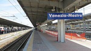 Treni Venezia Santa Lucia–Mestre: modifiche e limitazioni dal 21 al 23 aprile