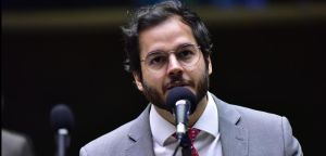 Túlio Gadelha, um deserto de representatividade