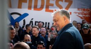 Orbán rompe il silenzio: “La fine di un’era”