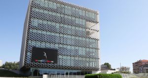 Sobre a sustentabilidade do futebol profissional