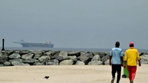 Teheran riapre Hormuz, Trump alla Nato: restatene fuori. Scatta la tregua fra Israele e Libano