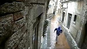 La condanna del palpeggiatore. Parla una delle 40 vittime: “Non dimenticherò quella sera”