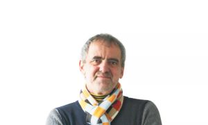 Križci, krogci in pike so padli z neba