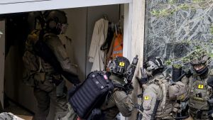 Rapina in banca, così la banda ha pianificato il colpo e puntato alle cassette di sicurezza