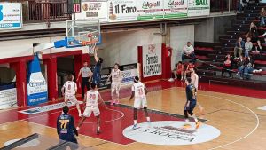 Basket serie B Nazionale: gara decisiva per la salvezza. Consultinvest tenta l’aggancio a Quarrata