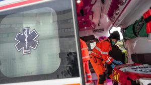 Scontro tra un’auto e una moto: grave un centauro